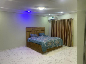 THREE BEDROOM DUPLEX